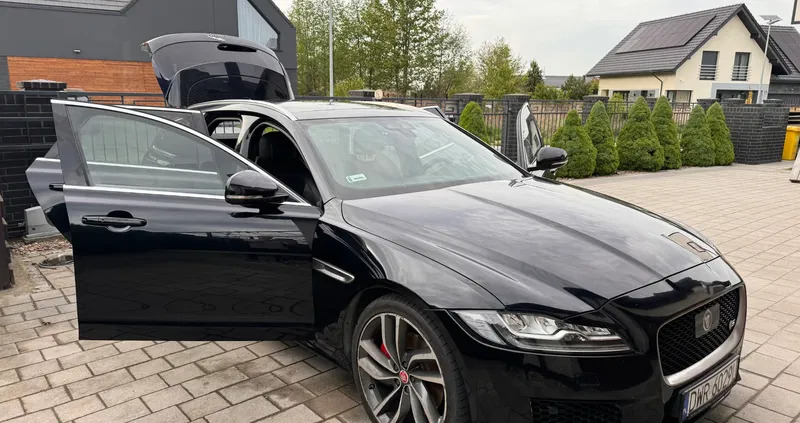 jaguar dolnośląskie Jaguar XF cena 95000 przebieg: 133000, rok produkcji 2018 z Wyrzysk